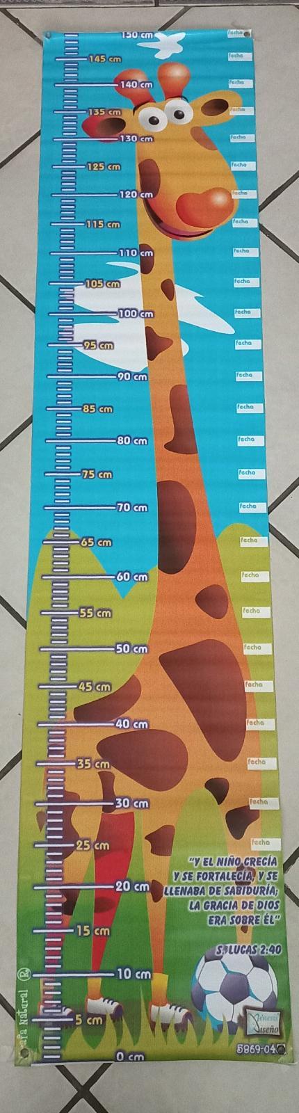 Medidor de estatura en lona con diseño de jirafa
