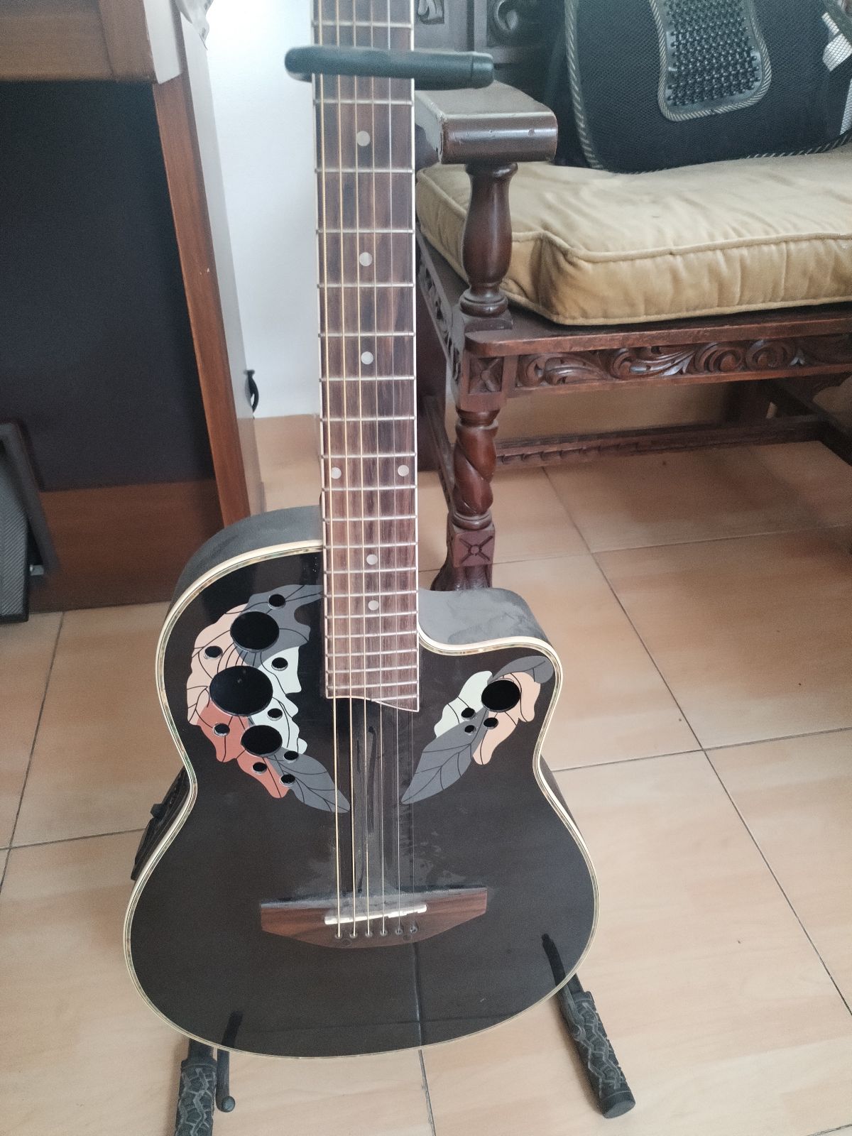 Guitarra Electroacústica Sakura