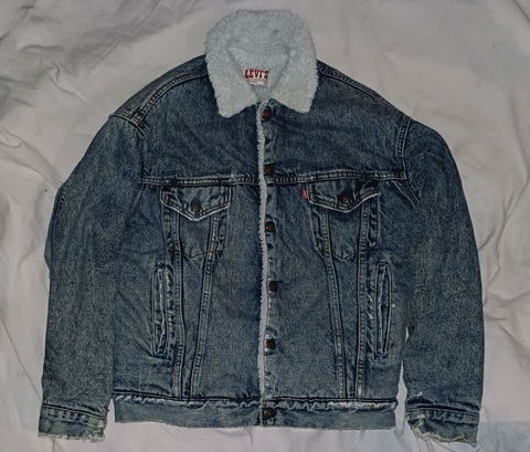 Chamarra Levi's Vintage con Borrego (Sherpa) - Made in USA - Talla S - Acid Wash