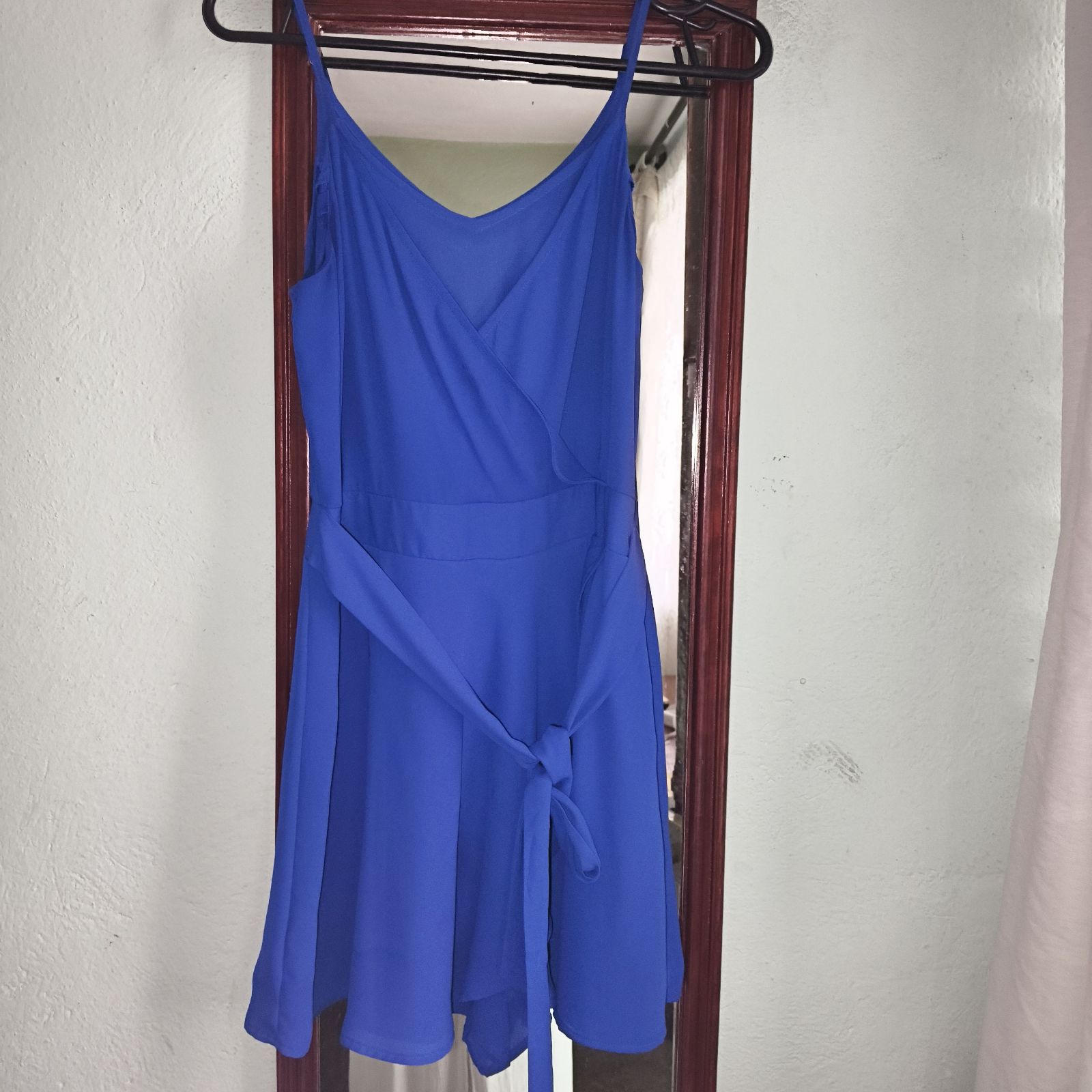 Vestido corto azul rey talla 2