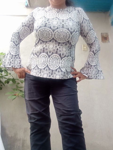 Blusa Joseph Ribkoff en buenas condiciones