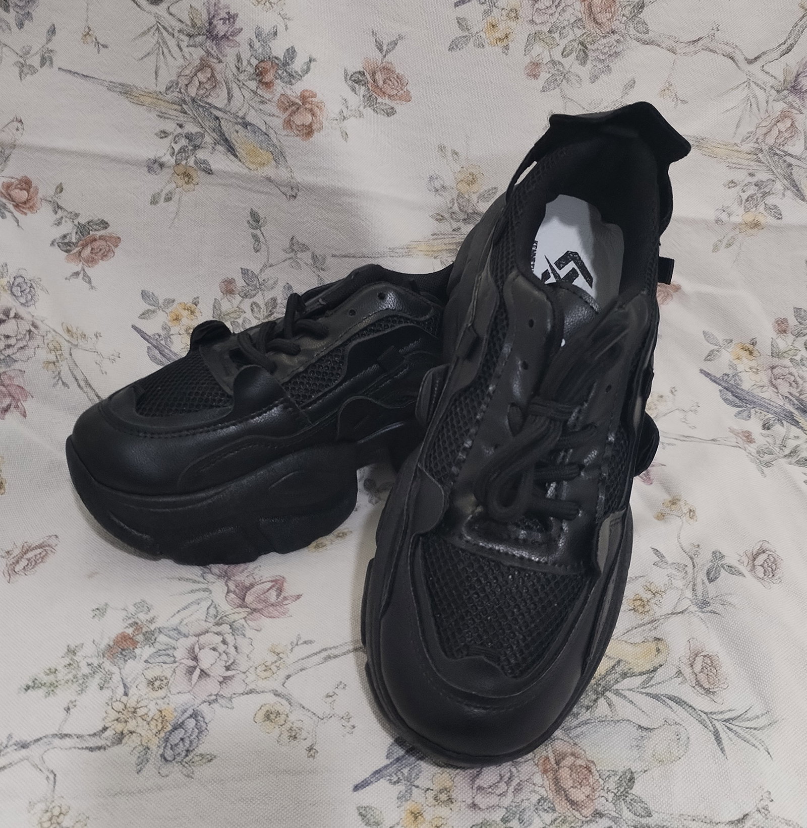Tenis Negros Kenneth Sport Talla 24 (4) Nuevos