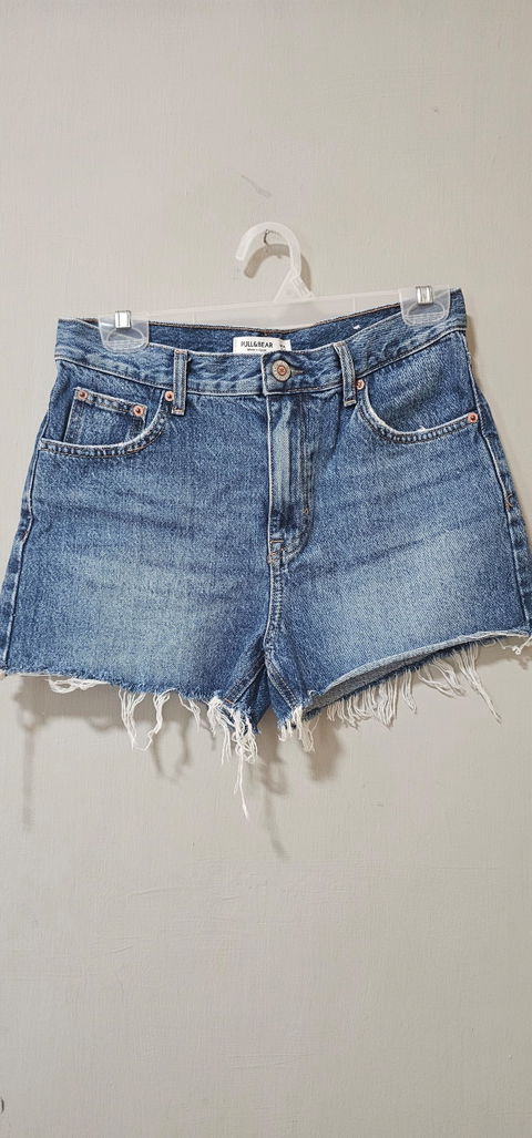 Shorts de Mezclilla Pull&Bear Talla 26 Seminuevos