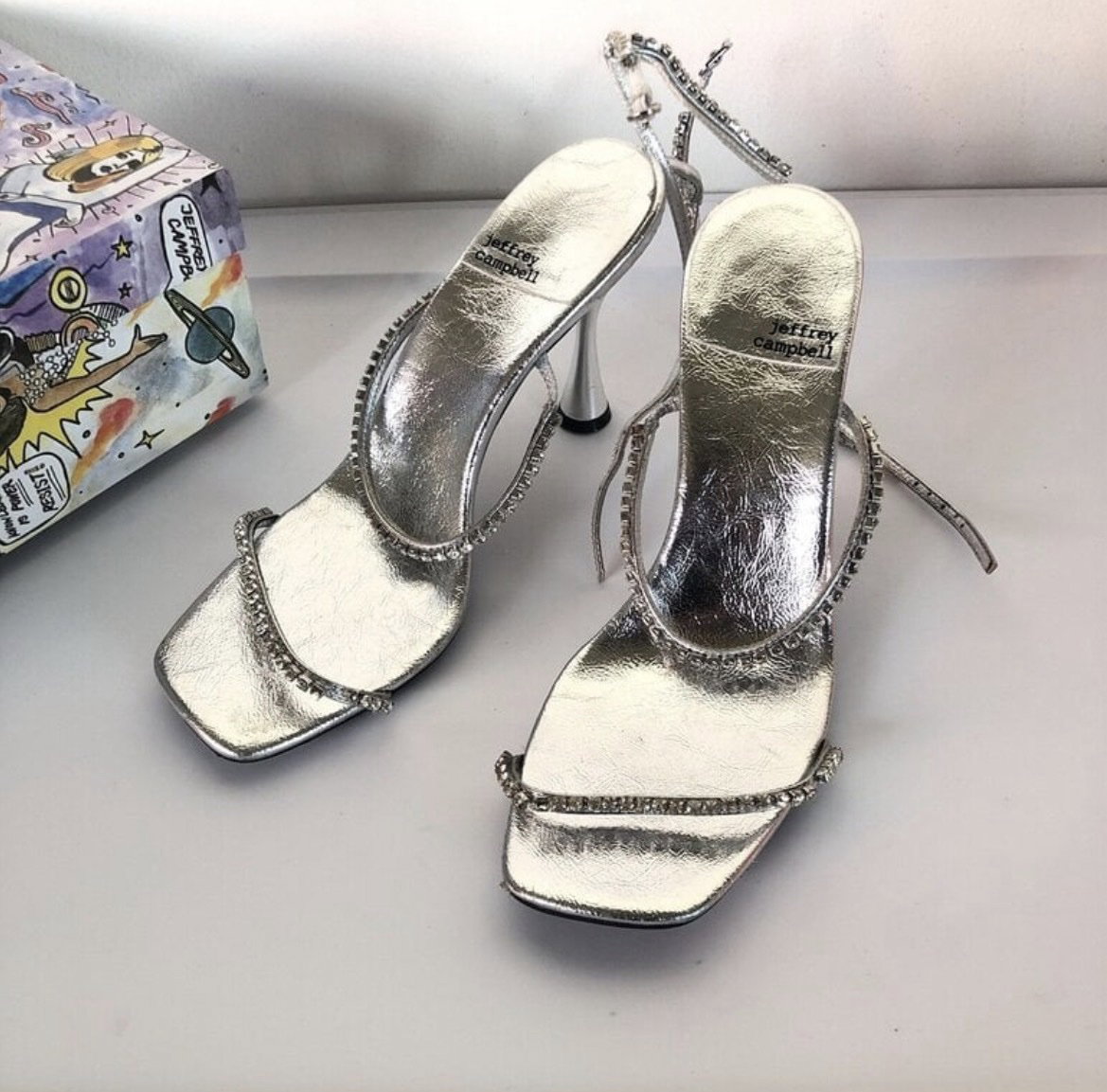 Tacones Jeffrey Campbell Plateados - 23.5 cm