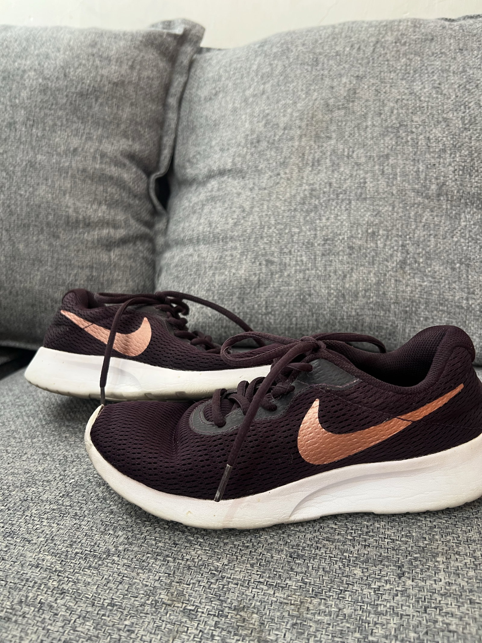 Tenis Nike 23.5 cm en Buen Estado