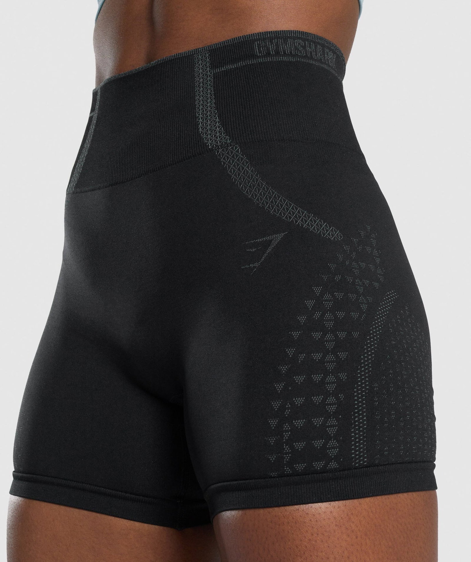 Shorts GYMSHARK negros talla S 