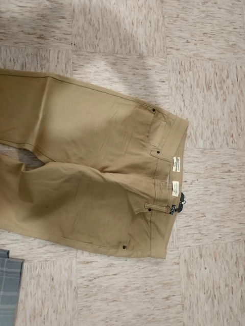 Celular Motorola moto g05 jalando al 100 ninguno detalle flexiado para cualquier compañía y ropa Ame