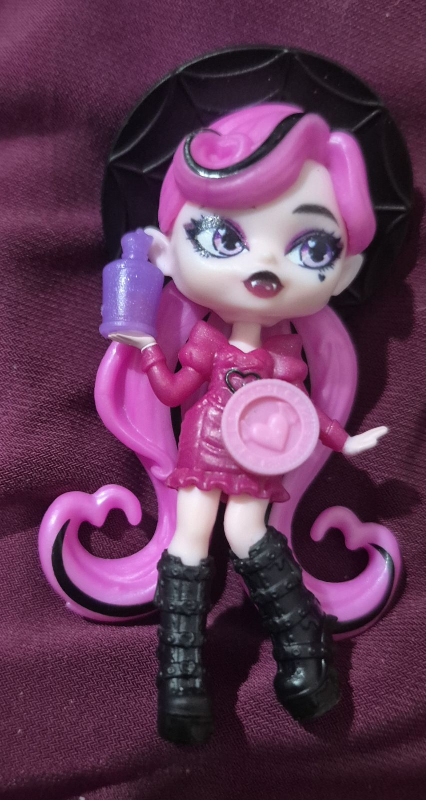Draculaura Potion Reveals 