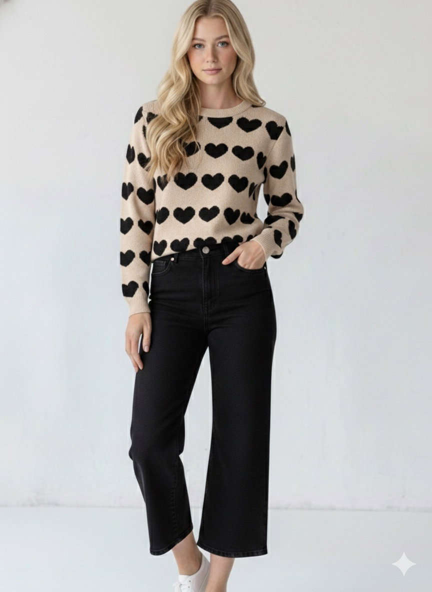 Suéter tejido con corazones negro y beige - Nuevo