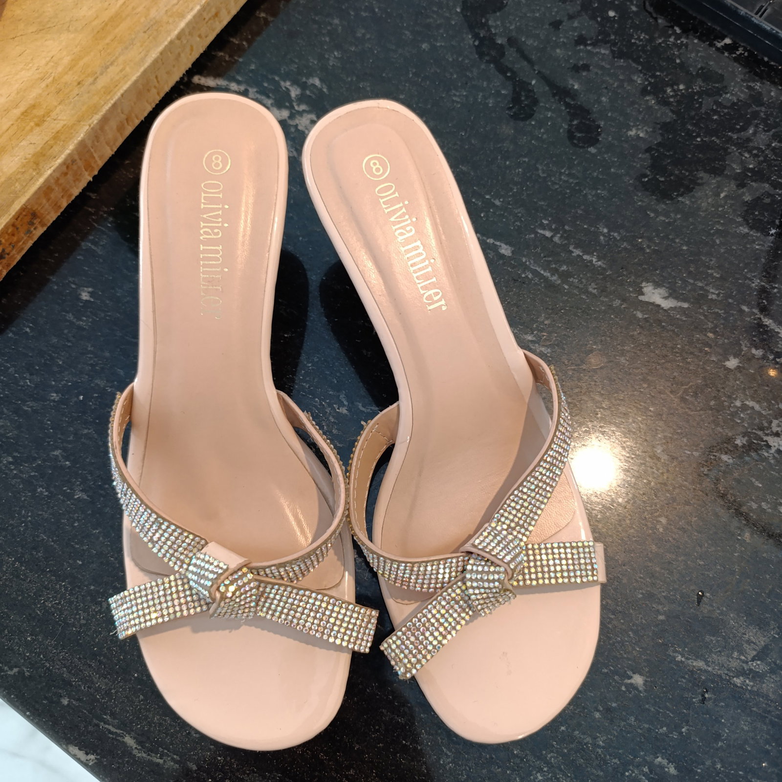 Sandalias de Vestir Olivia Miller Talla 5 (Mejor para Talla 4) - Color Nude/Oro Rosa
