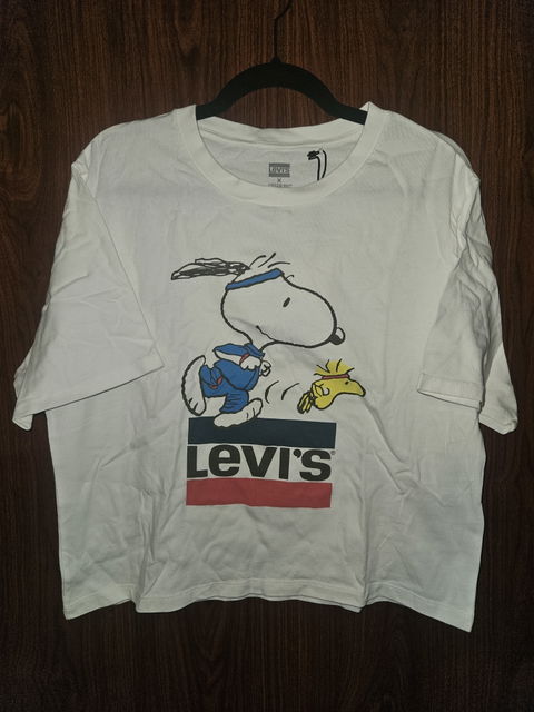 Levi's - Playera oversized estamapada Snoopy