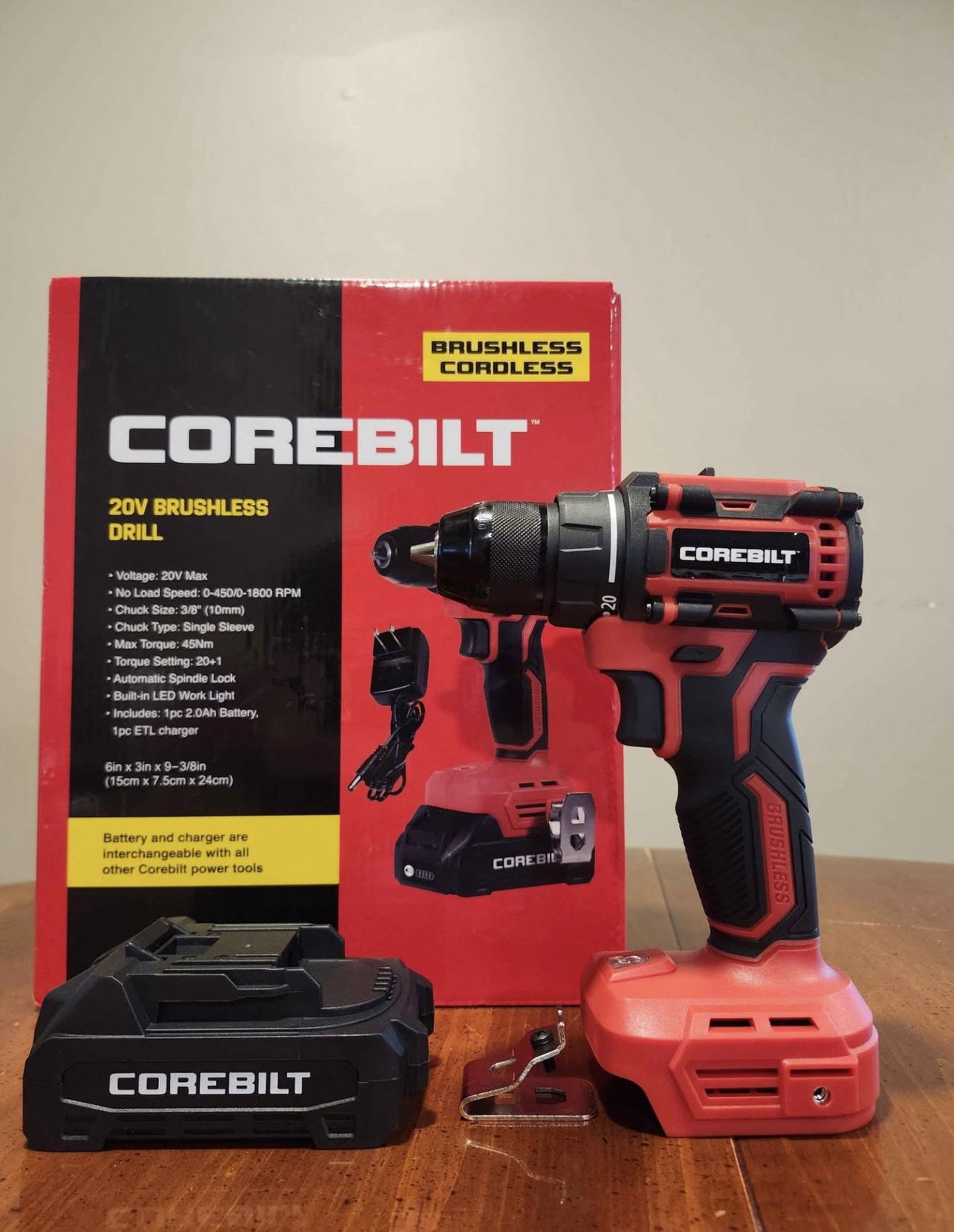 Taladro Inalámbrico Corebilt 20V Brushless con Batería y Cargador