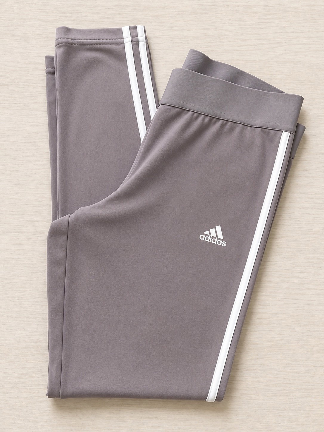 Legging Adidas Essentials a Tres Rayas Talla Large - Como Nuevo