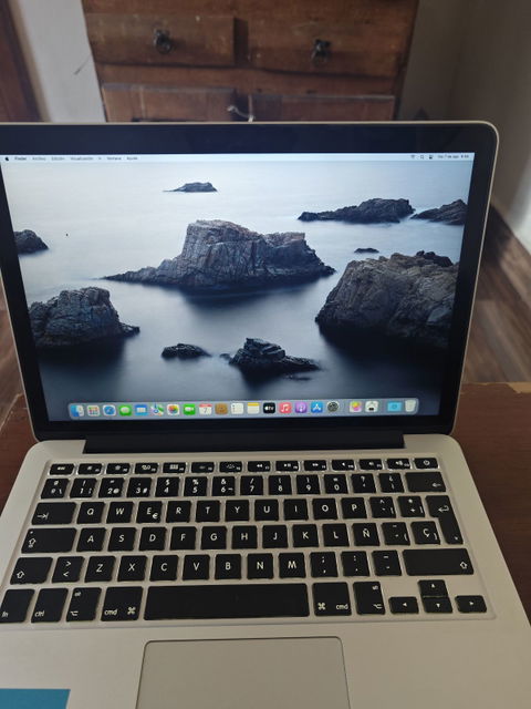 MacBook Pro 2015 - i5, 8GB RAM, SSD 500GB, macOS Monterey