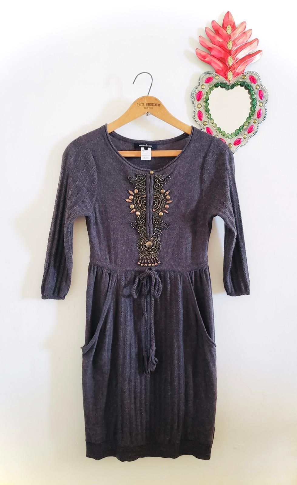 Vestido 100% lana Merino c/aplicaciones Nanette Lepore
