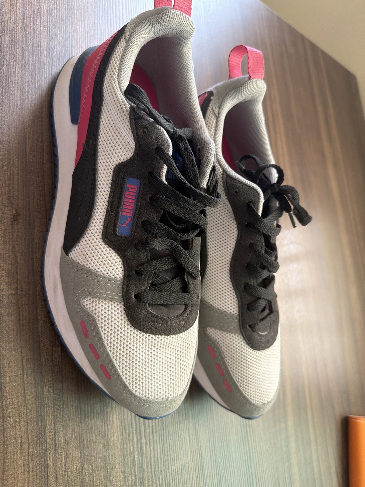 Tenis Puma deportivos talla 24.5