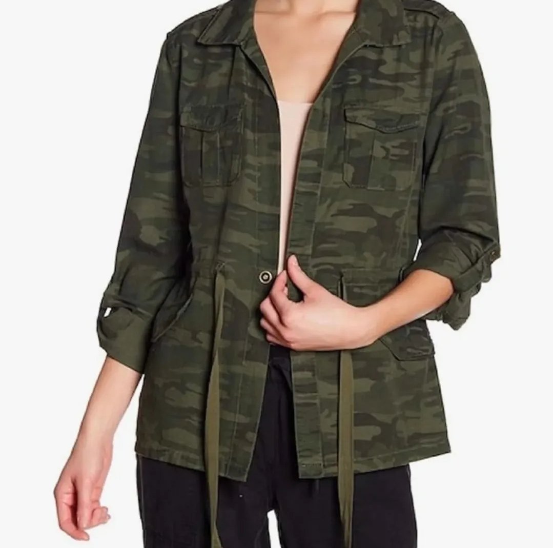 Chamarra Cazadora Camuflajeada Ligera 
