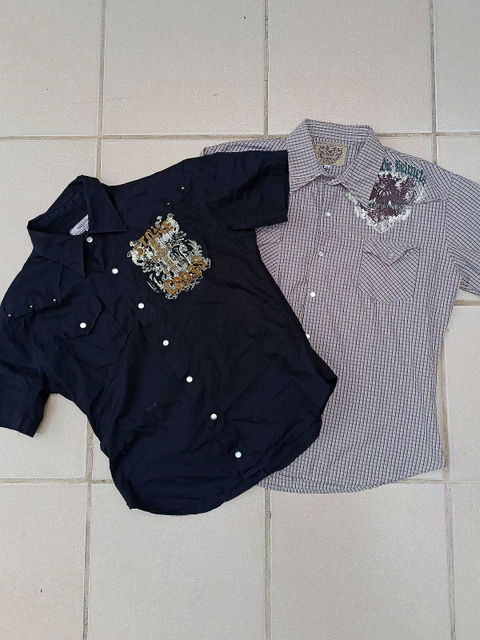 Par de camisas Red Zone estilo Y2K