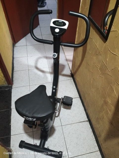 Bicicleta fija semi nueva en excelente estado