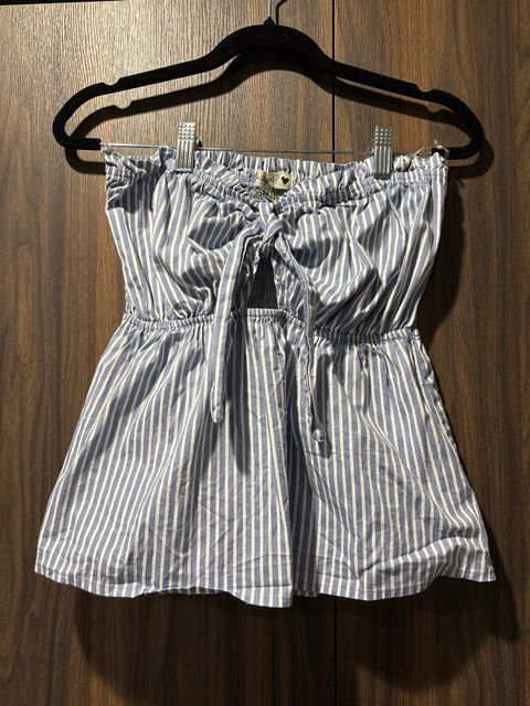 Blusa strapples azul claro a rayas talla L