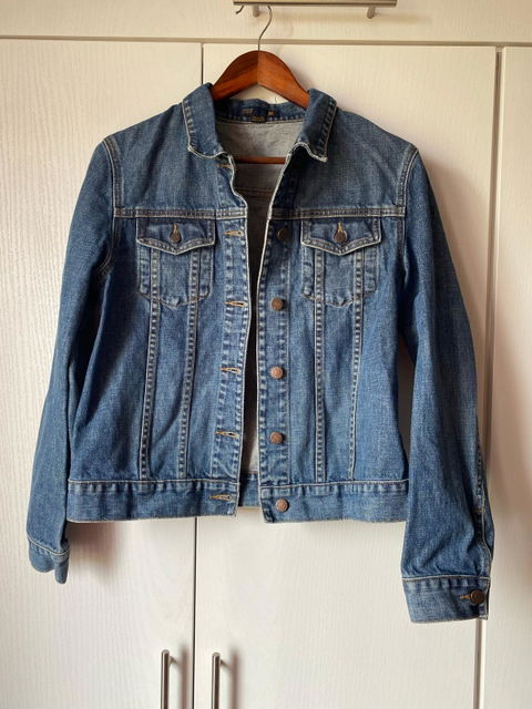 Chaqueta de mezclilla J. Crew en excelentes condiciones