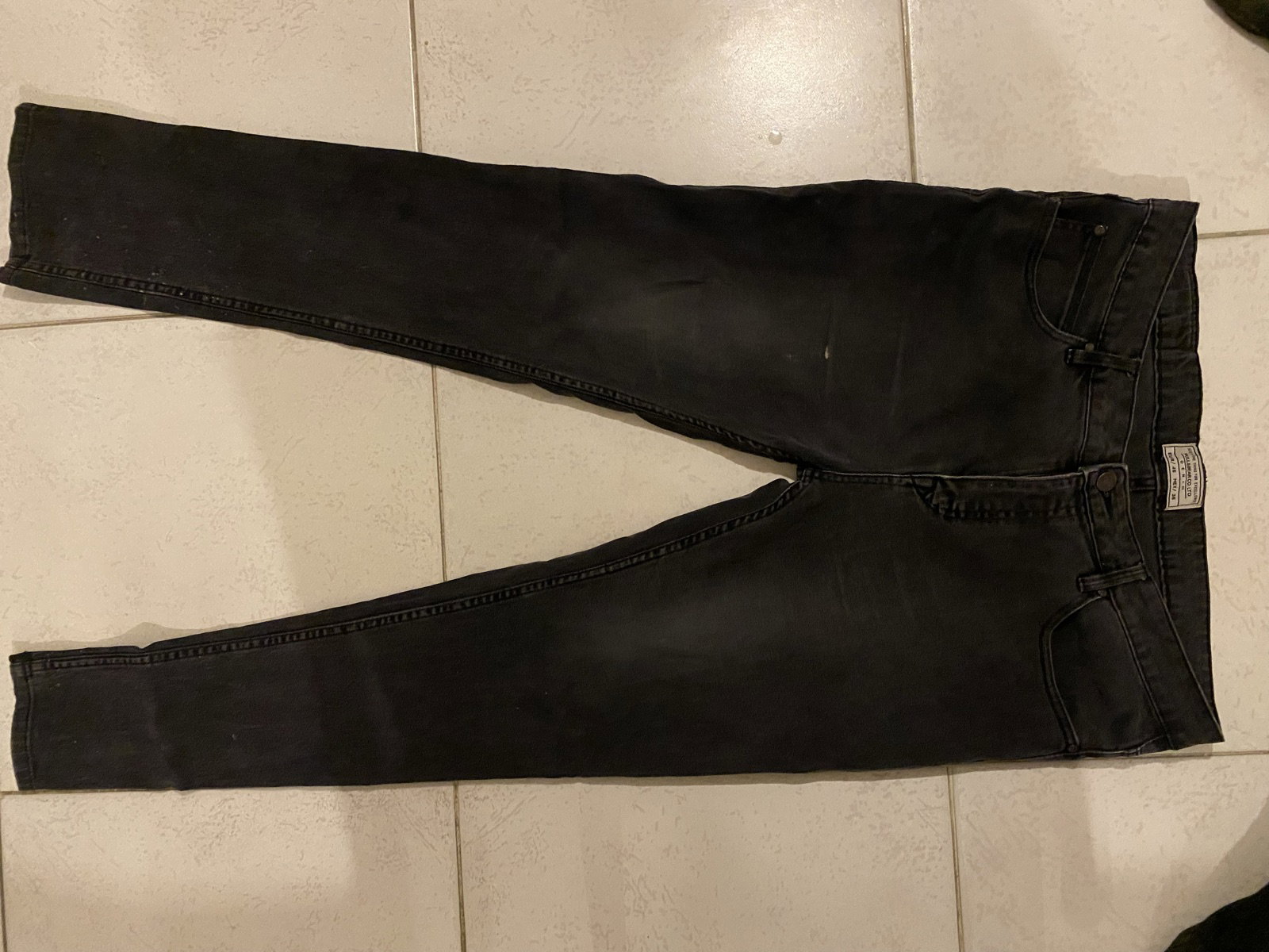 Pantalón de mezclilla Pull&Bear caballero talla 36 slim fit negro
