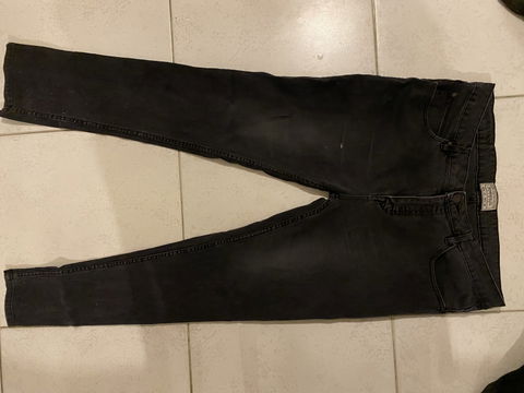 Pantalón de mezclilla Pull&Bear caballero talla 36 slim fit negro
