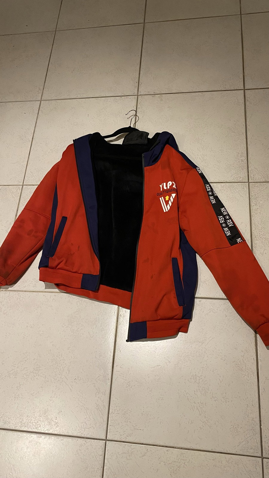 Chamarra deportiva Roosevelt Black talla XL/EG roja con azul marino