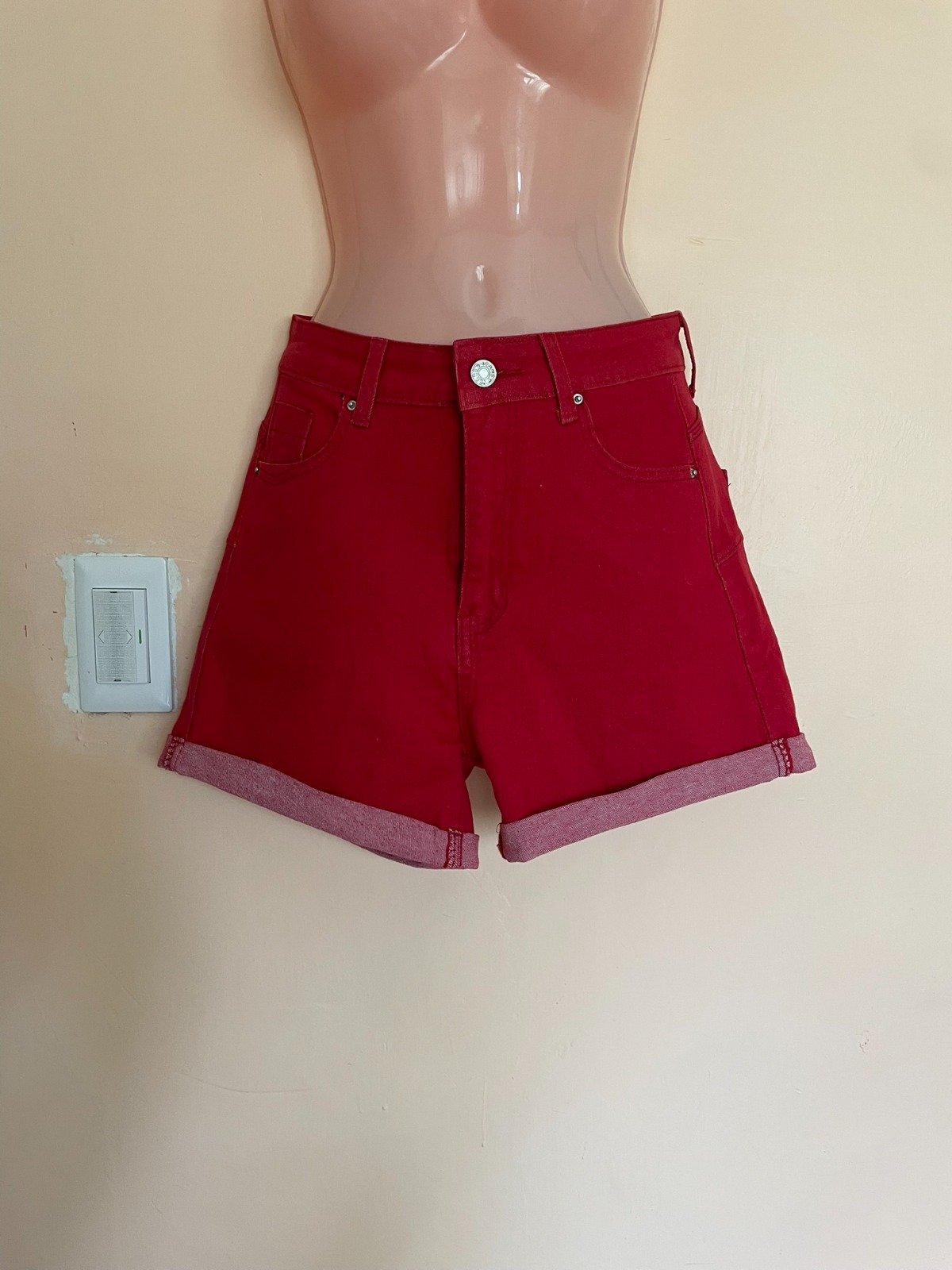 Shorts rojos de mezclilla talla M