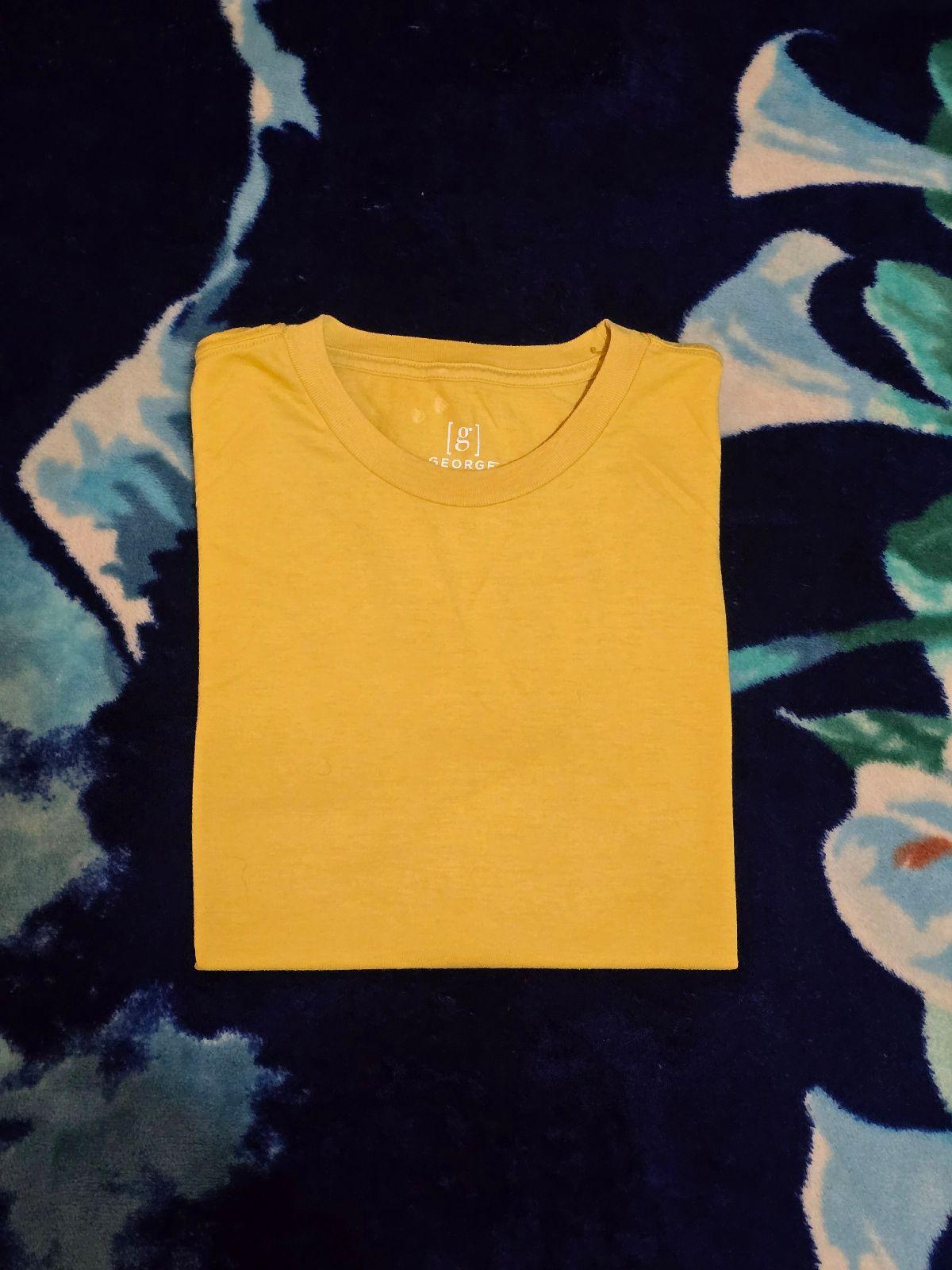 Playera George Manga Corta Color Mostaza 