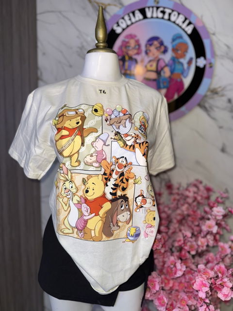 Playera de Winnie Pooh con estampado colorido