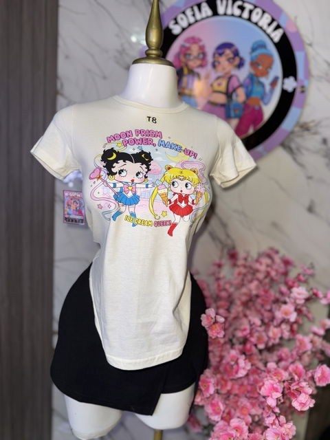 Blusa chica con diseño de Sailor Moon