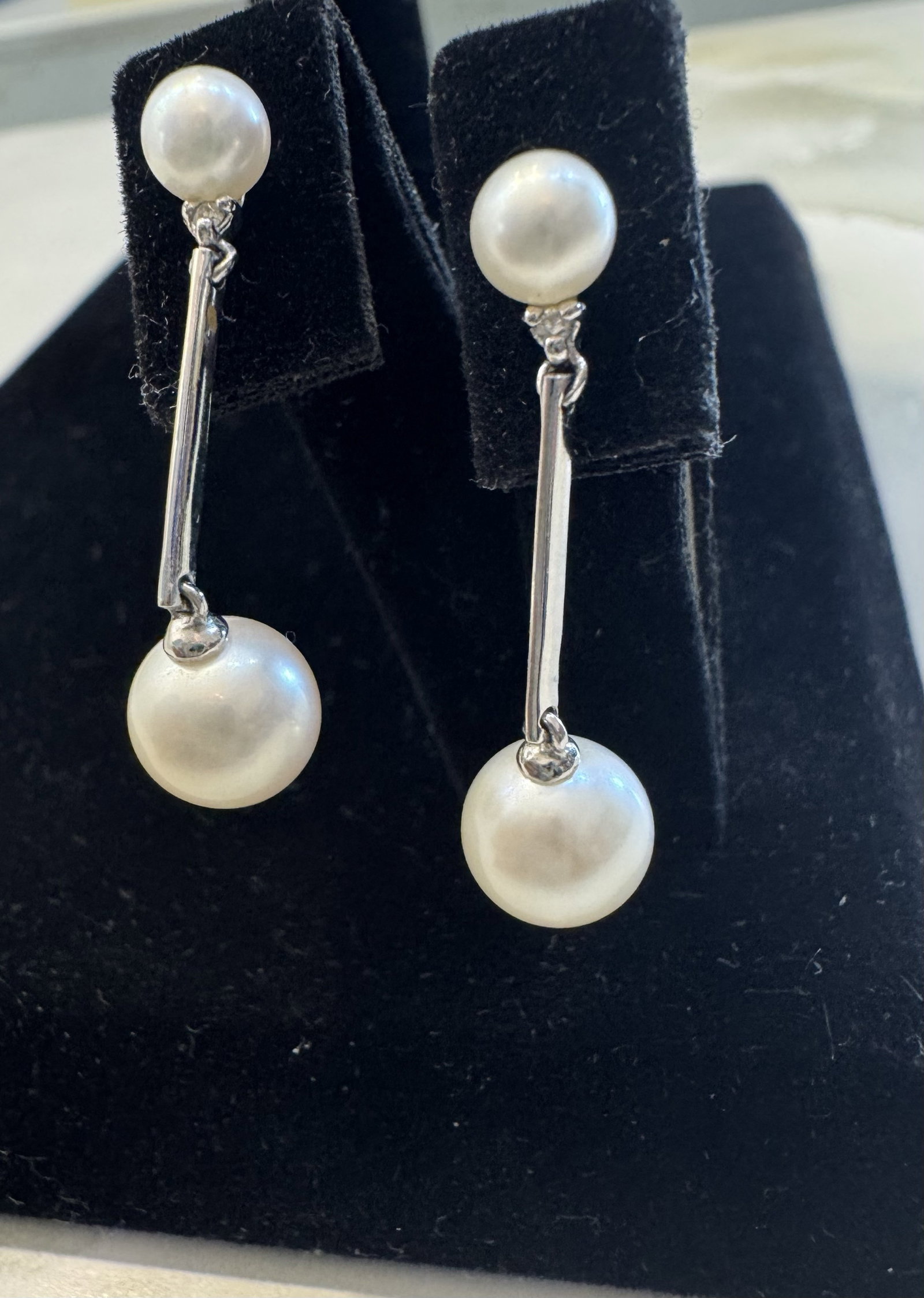 Aretes de oro con perlas