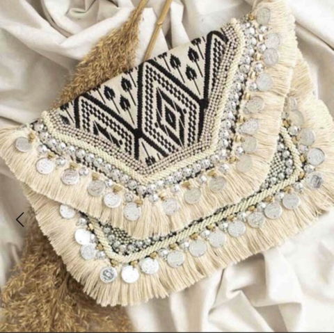 Bolsa Boho con Monedas de Adorno - Like New
