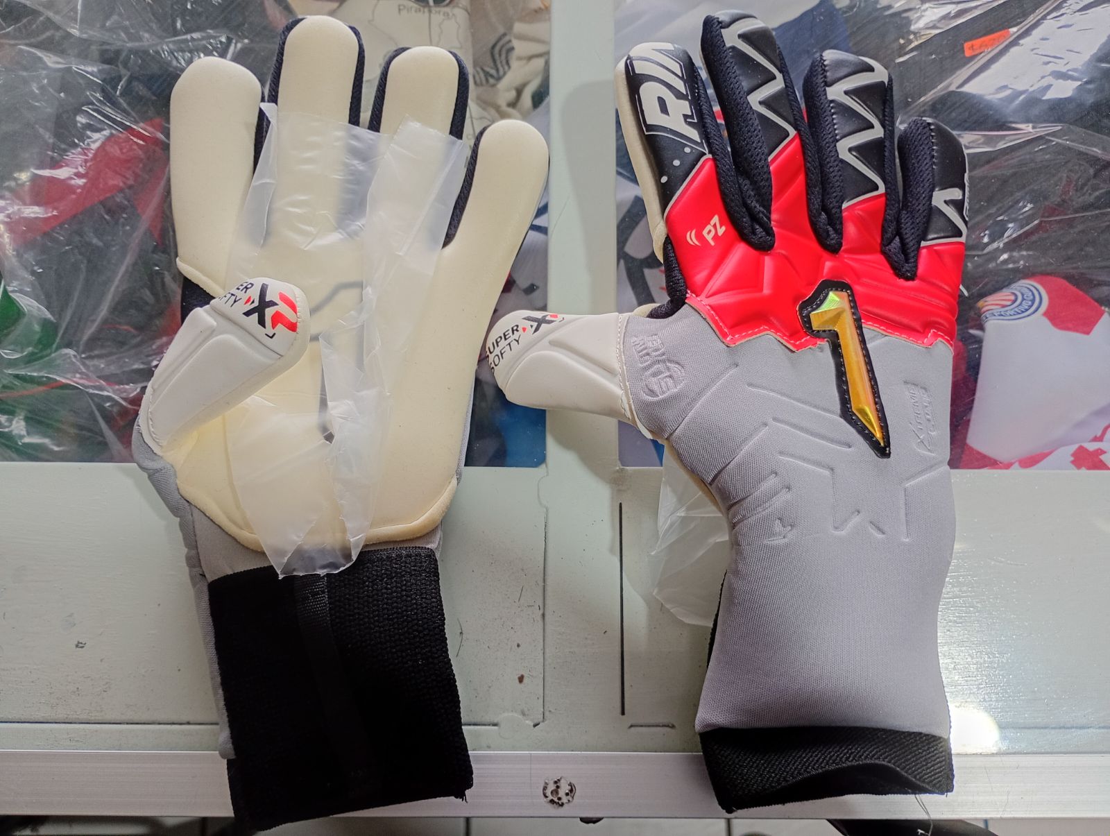 Guantes De Portero Rinat Xtreme Guard Número 7
