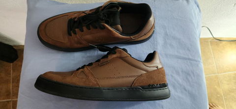 Tenis coach originales