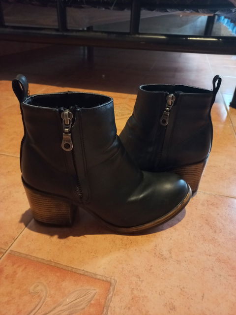 Botas de tacón marca Mosca