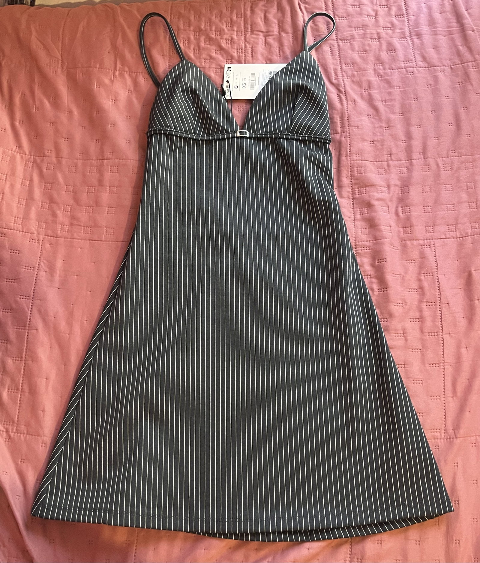 Vestido Bershka Nuevo Talla XS con Etiqueta