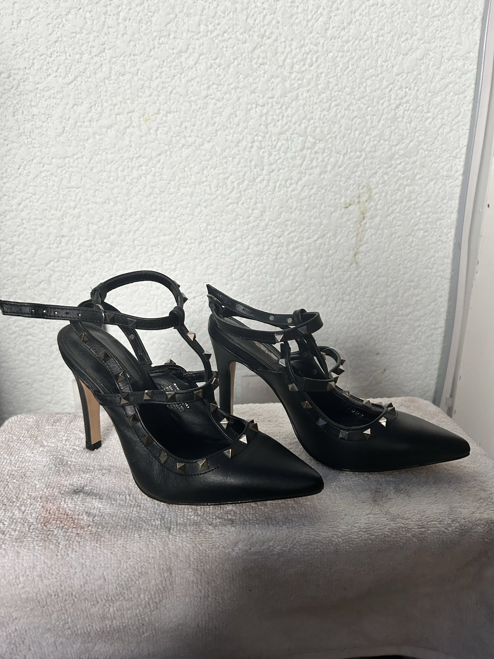 Zapatos EFE con estoperoles 22 
