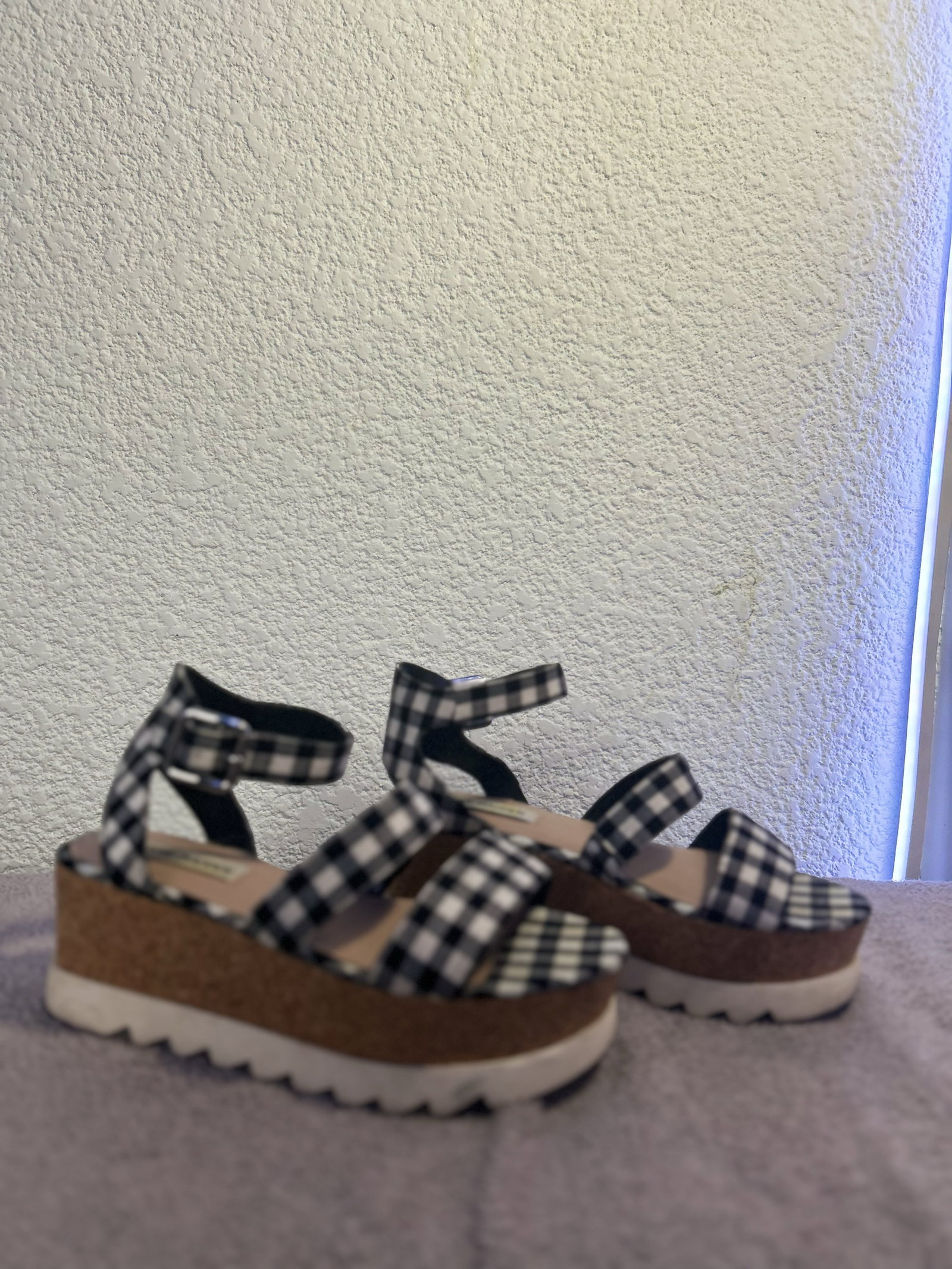 Sandalias Steve Madden de plataforma – Talla 22.5 MX
