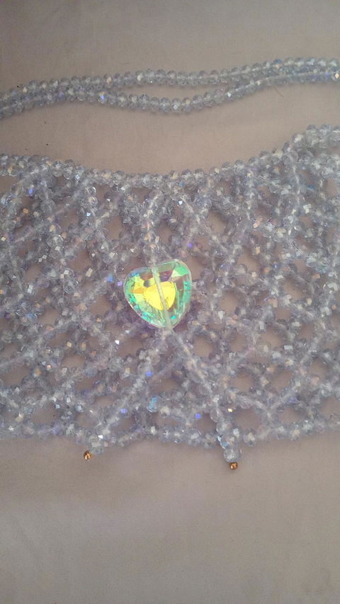 Bolso de Beads con Corazón Iridiscente