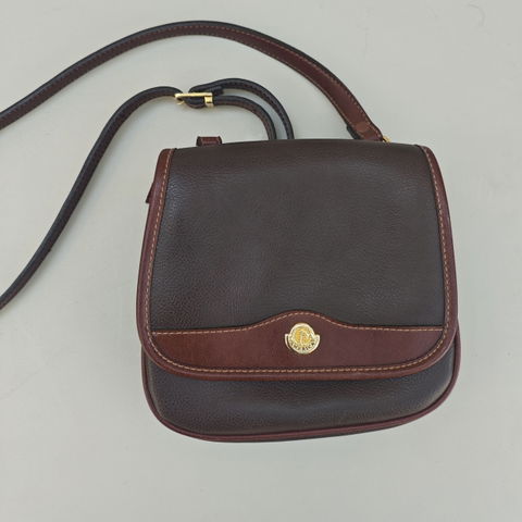Bolsa compacta café vintage