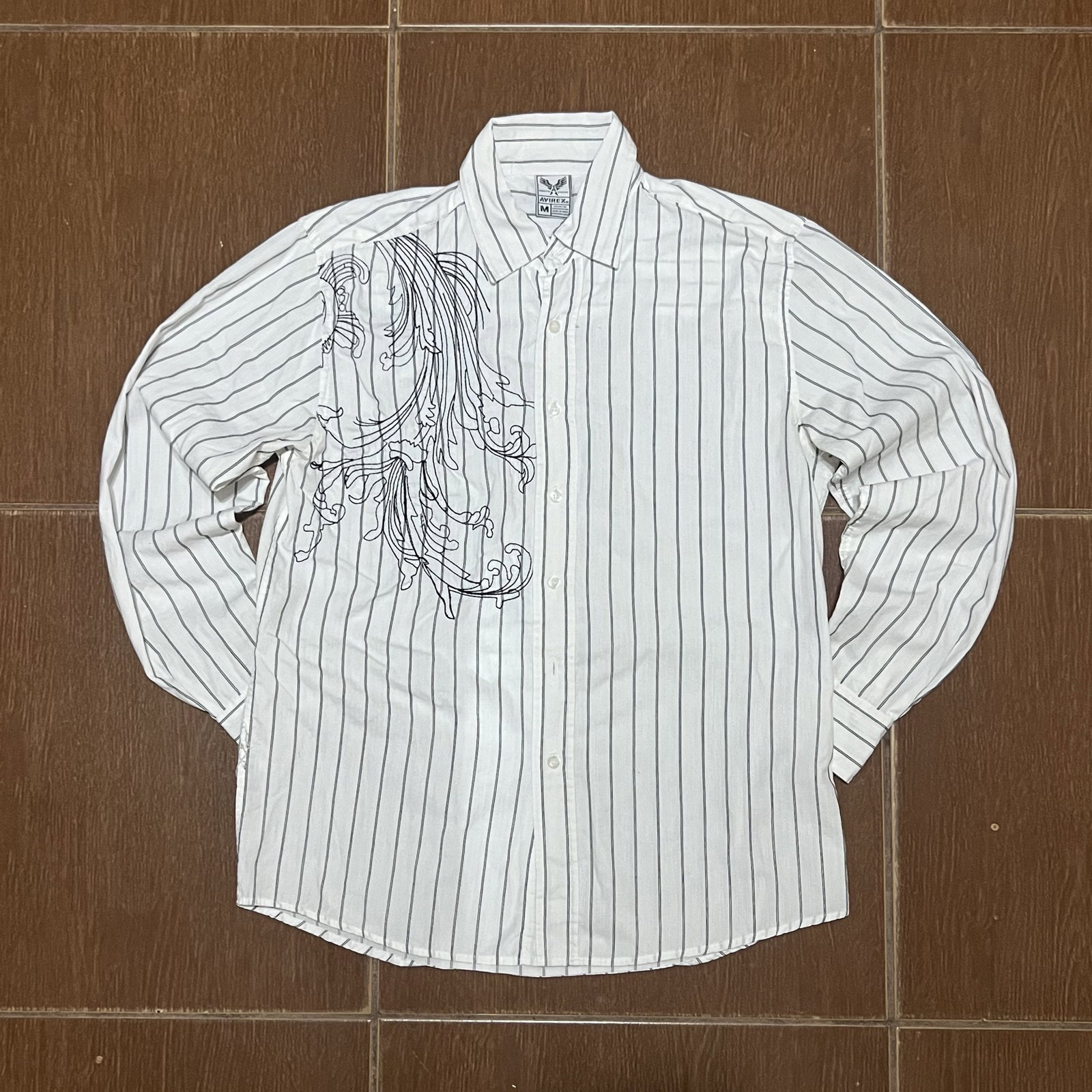 Camisa Avirex Vintage Y2K de Botón Talla M