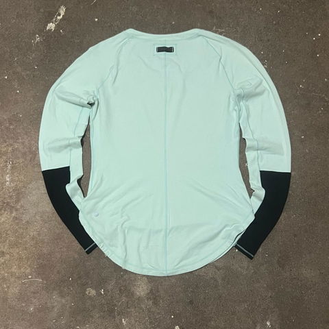 Top Manga Larga Lululemon Verde Menta y Negro Talla M