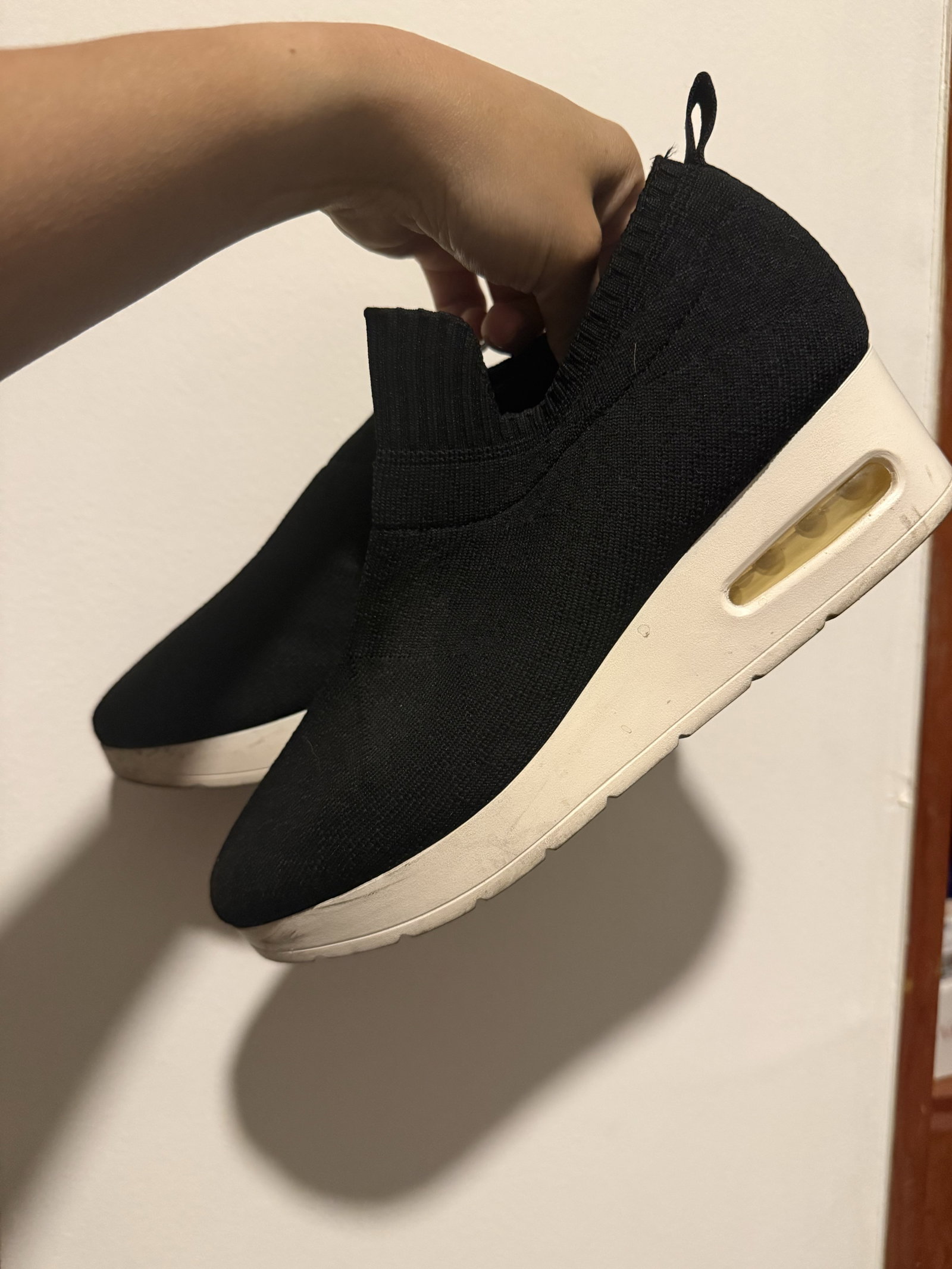 Tenis mujer DKNY