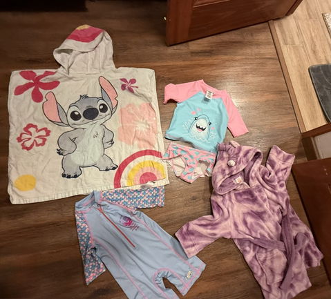 Ropa de Playa para Niña - Disney Stitch y Más