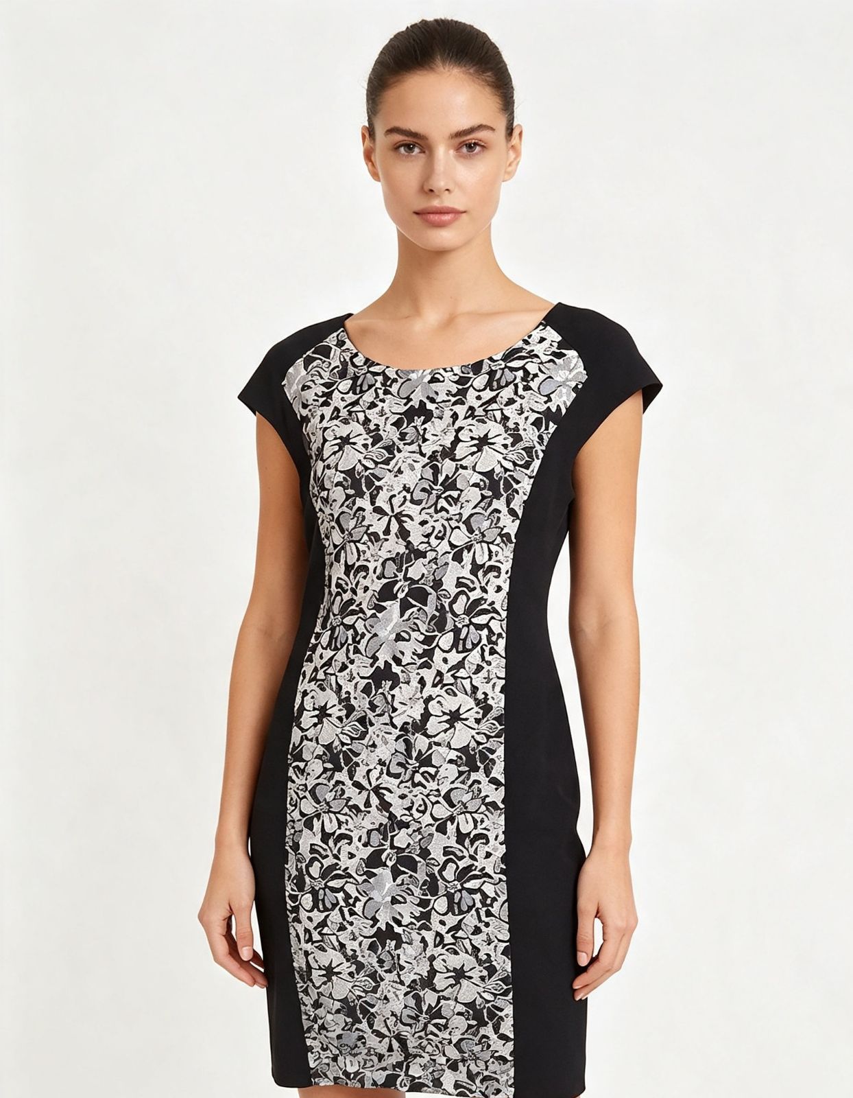 Vestido negro con detalles de encaje blanco