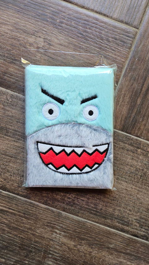 Libro de peluche con diseño divertido