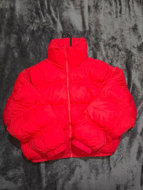 Chamarra Puffer Acolchada Rojo Vibrante WILD FABLE Talla S/M