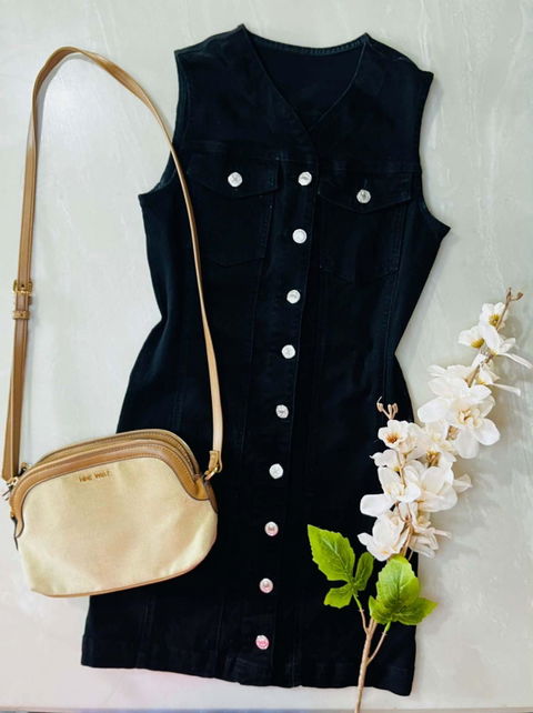 Vestido denim negro Shein talla XS en excelentes condiciones